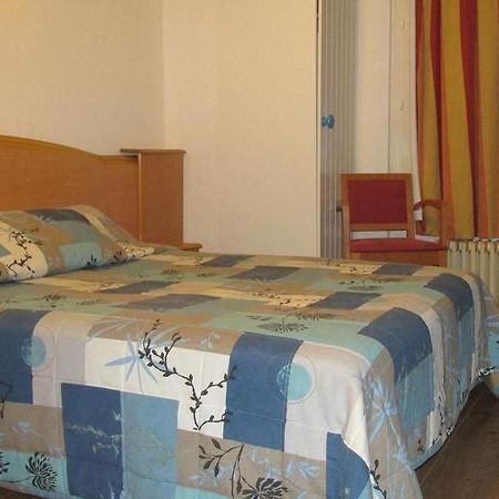 Pictav Hotel Poitiers Bagian luar foto