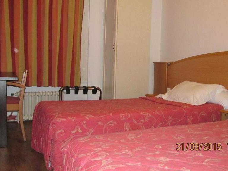 Pictav Hotel Poitiers Bagian luar foto