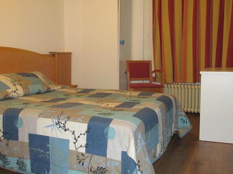Pictav Hotel Poitiers Bagian luar foto