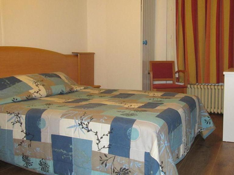 Pictav Hotel Poitiers Bagian luar foto